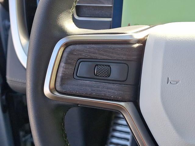 2024 RIVIAN R1S Adventure