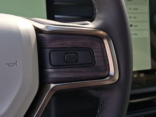 2024 RIVIAN R1S Adventure