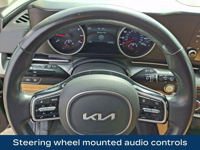 2022 Kia Carnival LXS