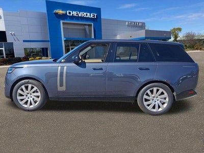 2025 Land Rover Range Rover P400 SE