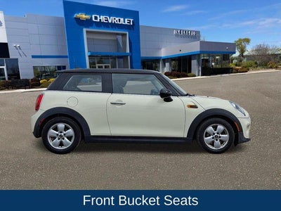 2015 MINI Cooper Hardtop Base