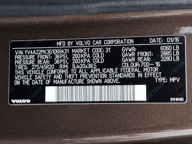 2016 Volvo XC90 T6 Momentum