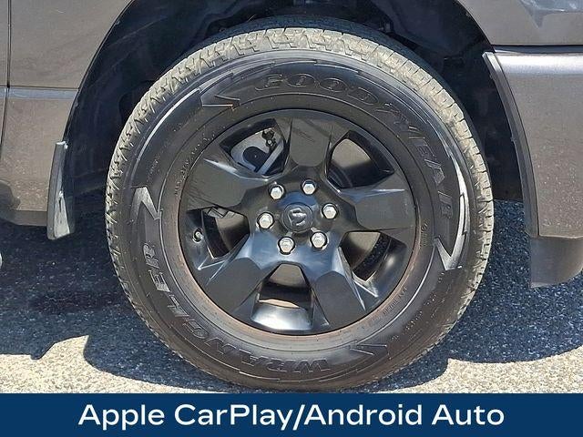 2025 RAM 1500 Tradesman Crew Cab 4x4 5'7" Box