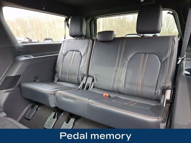 2023 Ford Expedition Platinum MAX