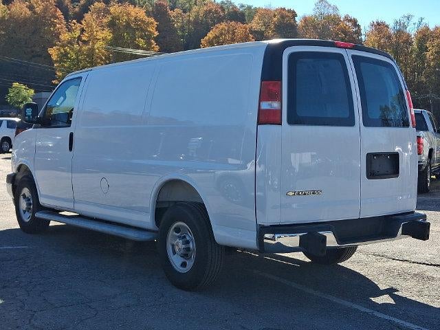 2025 Chevrolet Express Cargo Base