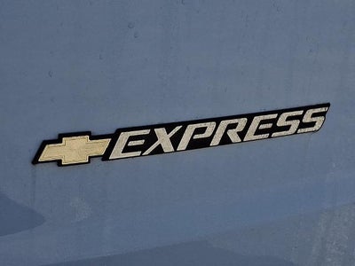 2025 Chevrolet Express Cargo Base