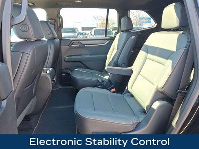 2025 GMC Acadia AT4