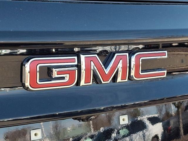 2025 GMC Acadia AT4