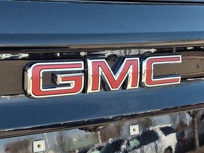 2025 GMC Acadia AT4