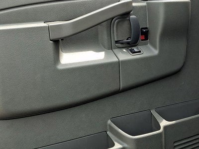 2025 GMC Savana Cargo Base