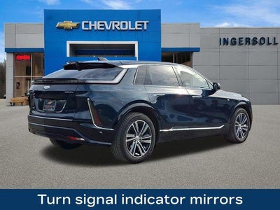 2024 Cadillac LYRIQ Luxury 1