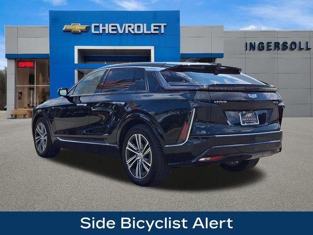 2024 Cadillac LYRIQ Luxury 2