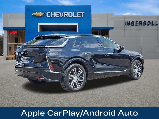 2024 Cadillac LYRIQ Luxury 2