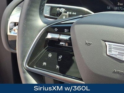 2024 Cadillac LYRIQ Luxury 2