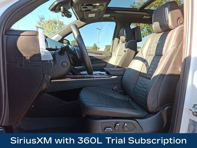 2025 Cadillac Escalade Sport Platinum