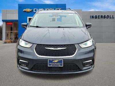 2021 Chrysler Pacifica Touring AWD