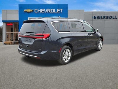 2021 Chrysler Pacifica Touring AWD