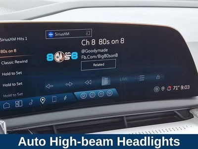 2025 Cadillac OPTIQ Luxury 2