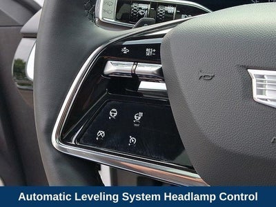 2025 Cadillac OPTIQ Luxury 2