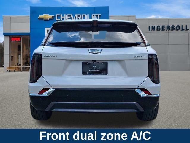2025 Cadillac OPTIQ Luxury 2