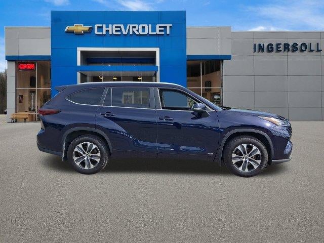 2024 Toyota Highlander Hybrid XLE