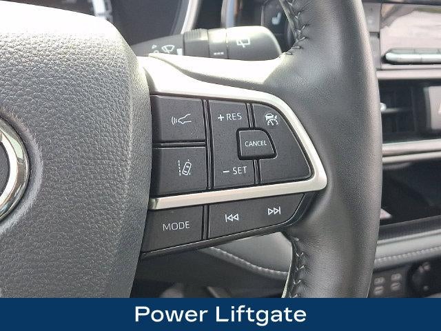 2024 Toyota Highlander Hybrid XLE