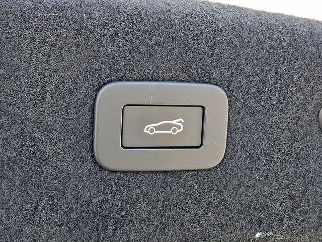 2023 Jaguar XF R-Dynamic SE P300 AWD Automatic