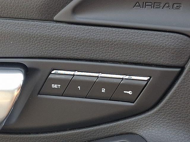 2022 Porsche 718 Boxster S