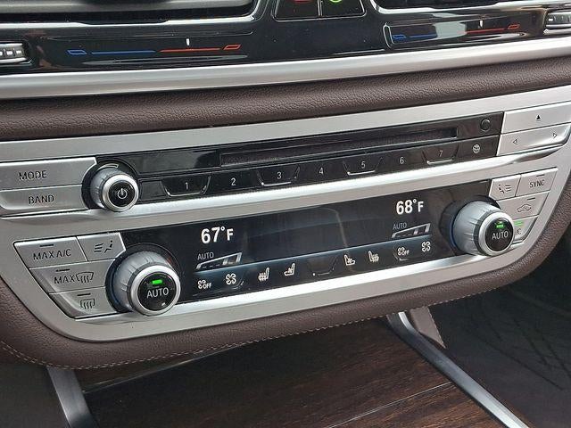 2020 BMW 750i xDrive