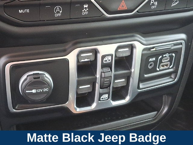 2021 Jeep Wrangler Unlimited Sahara Altitude 4x4