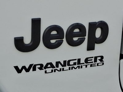 2021 Jeep Wrangler Unlimited Sahara Altitude 4x4
