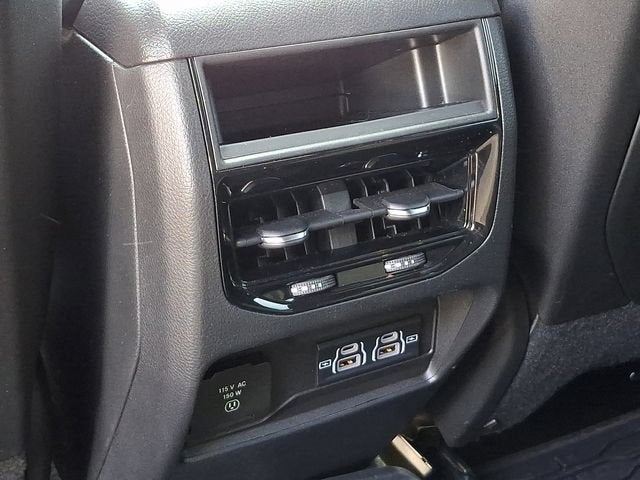 2025 Jeep Grand Cherokee Laredo X 4x4