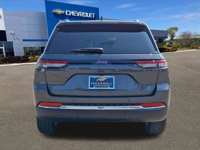 2025 Jeep Grand Cherokee Laredo X 4x4