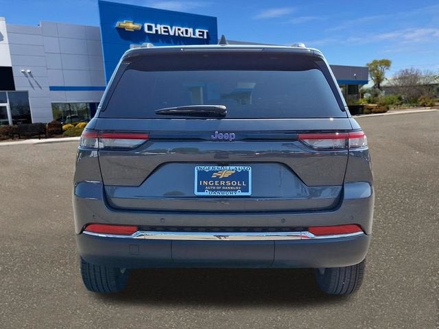 2025 Jeep Grand Cherokee Laredo X 4x4