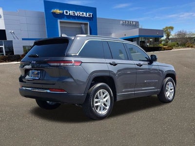 2025 Jeep Grand Cherokee Laredo X 4x4