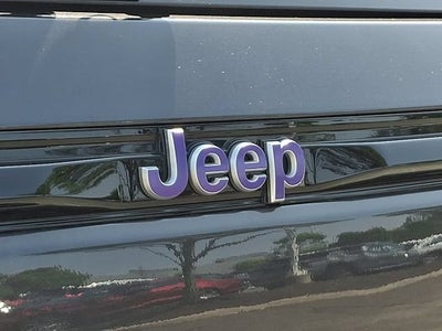 2025 Jeep Grand Cherokee Laredo X 4x4
