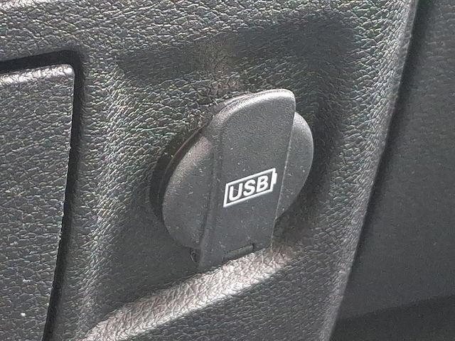 2018 RAM 1500 Express Quad Cab 4x4 6'4" Box