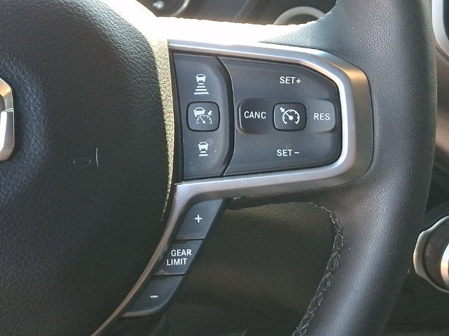 2025 RAM 1500 Big Horn Crew Cab 4x4 5'7" Box