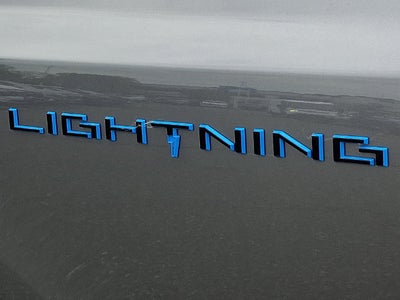 2023 Ford F-150 Lightning LARIAT