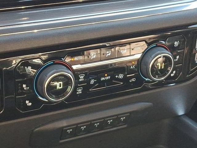 2025 Chevrolet Silverado 3500 HD High Country