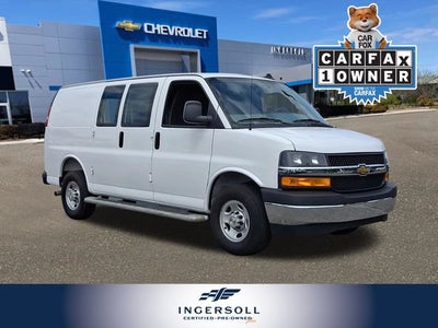 2025 Chevrolet Express Cargo WT