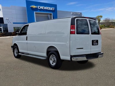 2025 Chevrolet Express Cargo WT