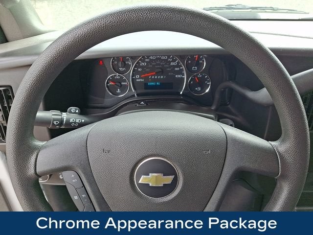 2025 Chevrolet Express Cargo WT