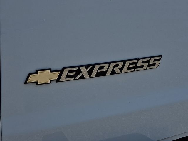 2024 Chevrolet Express Cargo 2500 WT
