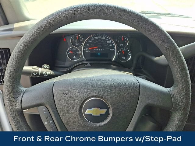 2025 Chevrolet Express Cargo WT