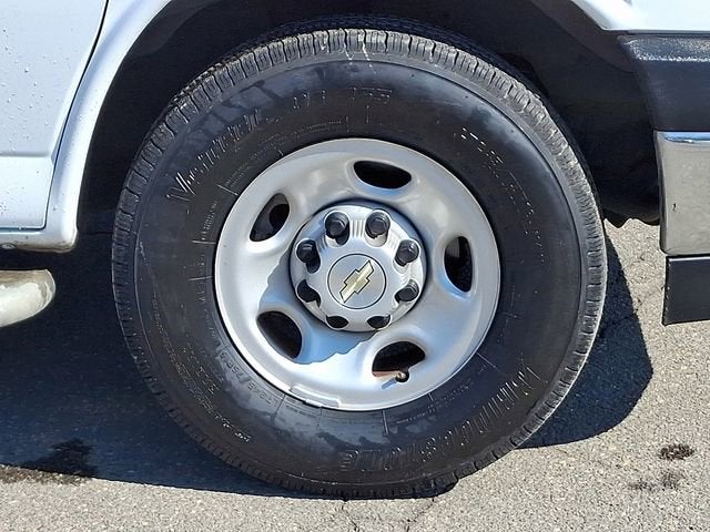 2024 Chevrolet Express Cargo 2500 WT