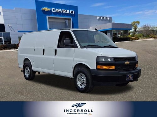 2025 Chevrolet Express Cargo WT