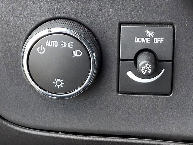 2025 GMC Savana Cutaway 3500 1WT