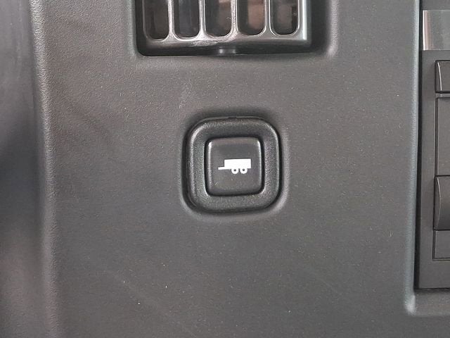 2025 GMC Savana Cutaway 3500 1WT