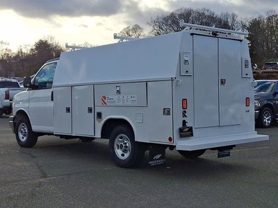 2025 GMC Savana Cutaway 3500 1WT